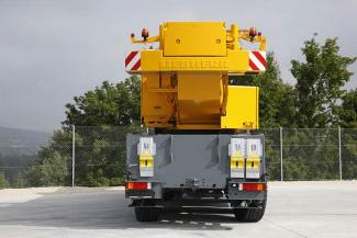 всюдихідні крани Liebherr LTM 1055-3.2