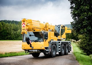 всюдихідні крани Liebherr LTM 1055-3.2