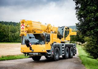 всюдихідні крани Liebherr LTM 1055-3.2 