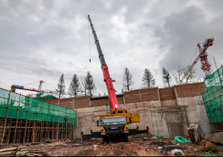 всюдихідні крани Sany SAC1300T7