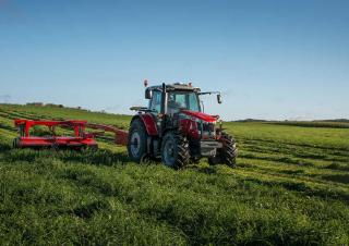 Задньо-привідний косильний диск із кондиціонуванням Massey Ferguson 1376