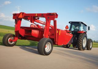 Задньо-привідний косильний диск із кондиціонуванням Massey Ferguson 1393