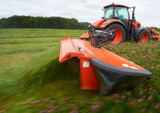 Задньо-привідний косильний диск із кондиціонуванням Kubota DMC6332R