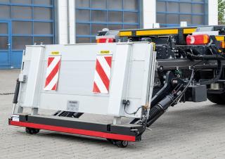 Завантажувальні платформи MBB Palfinger MBB R 2000 LH