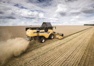 Зерновий комбайн New Holland CX6.80