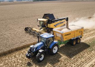 Зерновий комбайн New Holland CX6.80