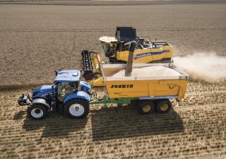 Зерновий комбайн New Holland CX6.80