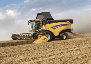 Зерновий комбайн New Holland CX6.80