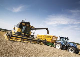 Зерновий комбайн New Holland CX6.80