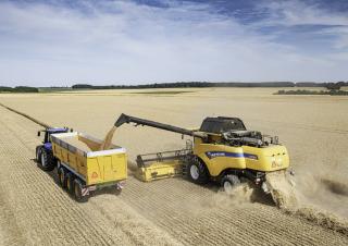 Зерновий комбайн New Holland CX8.90   