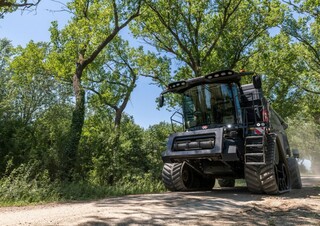 Зерновий комбайн Massey Ferguson Ideal 9 T