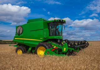 Зерновий комбайн John Deere S440 