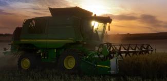 Зерновий комбайн John Deere T 660 i