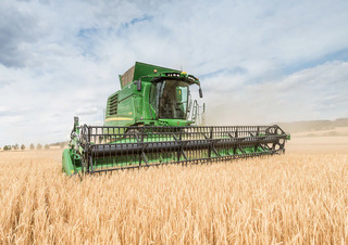 Зерновий комбайн John Deere T670 HM