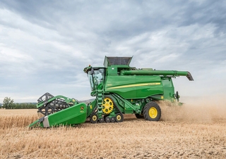 Зерновий комбайн John Deere T670 HM 