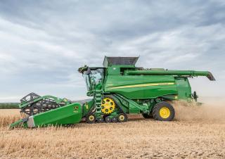 Зерновий комбайн John Deere T670 