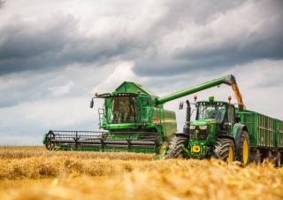 Зерновий комбайн John Deere W 550 i