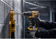 Акумуляторні дрилі та шуруповерти DEWALT DCD798B