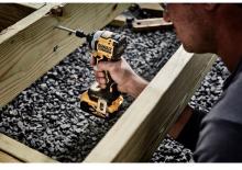 Акумуляторні ударні гайковерти та гайковерти DEWALT DCF850P2