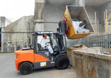 Автонавантажувач дизельний Doosan D45SC-9