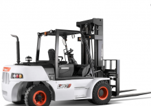Автонавантажувач дизельний Bobcat D90S-5