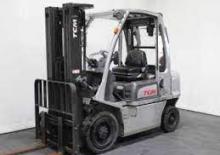 Автонавантажувач дизельний UniCarriers DX 25