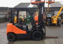 Автонавантажувач дизельний Doosan D25S-5