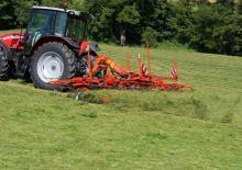 барабанні сіноворушилки Kuhn GF 8703
