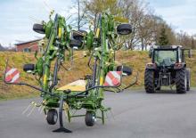 барабанні сіноворушилки Krone Vendro 790