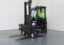 Дизельні різноспрямовані навантажувачі Combi-Lift CB 2500