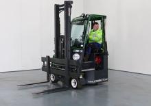 Дизельні різноспрямовані навантажувачі Combi-Lift CB 2500 XL