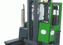 Дизельні різноспрямовані навантажувачі Combi-Lift CB 3000