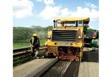 Дорожня фреза Caterpillar PM310