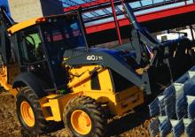 Екскаватор-навантажувач John Deere Construction 310 SJ
