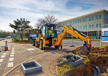 Екскаватор-навантажувач JCB 3CX Compact Pro