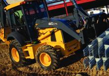 Екскаватор-навантажувач John Deere Construction 710 J