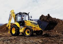 Екскаватор-навантажувач New Holland B100B