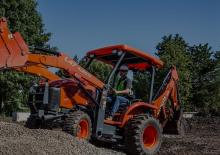 Екскаватор-навантажувач Kubota L47RC