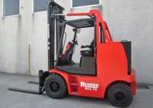 Електричні навантажувачі Raniero ACL 70-6