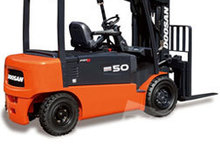Електричні навантажувачі Doosan B45X-5