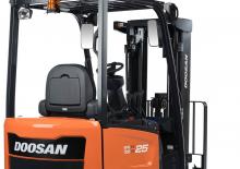 Електричні навантажувачі Doosan BC25S-7