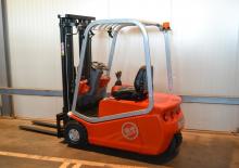 Електричні навантажувачі BT C 3 E 150