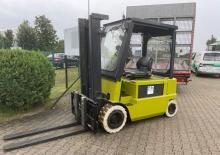 Електричні навантажувачі Clark CEM 35