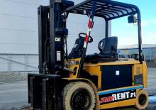 Електричні навантажувачі Caterpillar EP 30