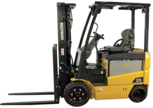Електричні навантажувачі Komatsu FB30SHU-6