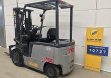 Електричні навантажувачі TCM FR 30-7