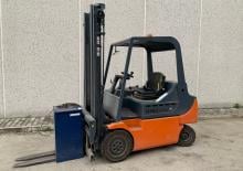 Електричні навантажувачі Lugli Galileo 30