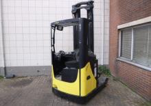 Електричні навантажувачі Komatsu FB 14 RJ-2 R
