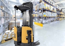 Електричні штабелері Caterpillar ND18