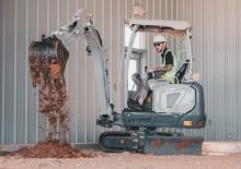 Електричний гусеничний екскаватор Takeuchi TB 20 e